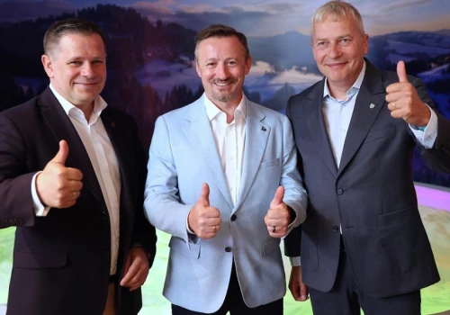 Pomysł na wycieczkę z Katowic. W Wiśle otwarto Beskidzkie Centrum Narciarstwa im. Adama Małysza