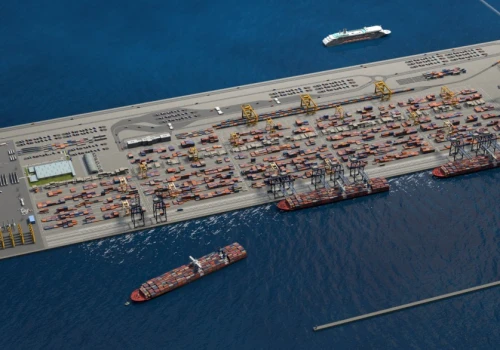 Kolos z betonu i stali w Porcie Gdynia. Powstaje falochron