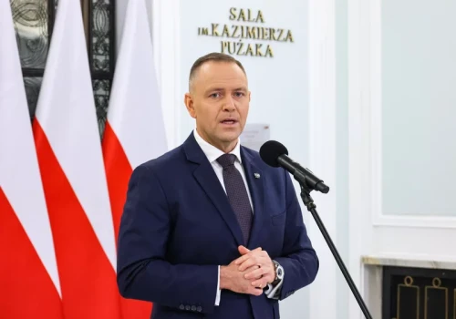 Nawrocki domaga się referendum. Senat znów odrzuci wniosek prezydenta?