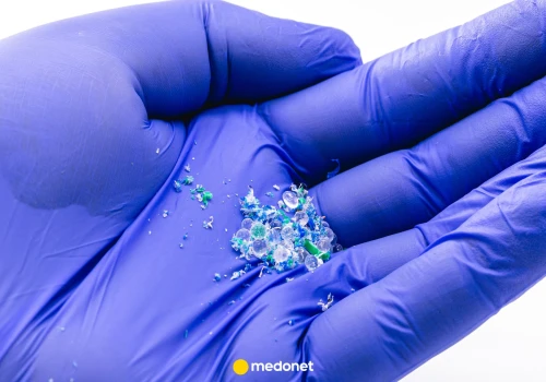 Nowy suplement z Florydy blokuje mikroplastik. Naukowcy notują spadek o 43 proc.