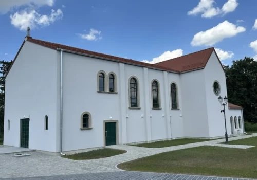 Papież nałożył na nich ekskomunikę, a oni kończą budowę kościoła we Wrocławiu