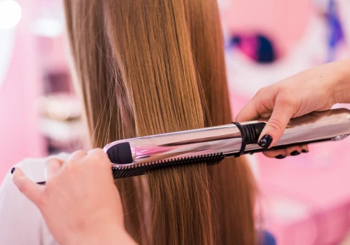 Prostownica, która wygładza włosy i szybko się nagrzewa. BaByliss za lekko ponad stówkę