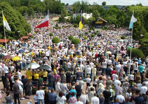 Ponad 20 tys. wiernych na Wielkim Odpuście Sianowskim