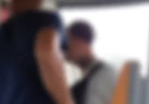 Incydent w tramwaju w Poznaniu. Obrażali chłopca z Ukrainy, potem skupili się na 60-latku