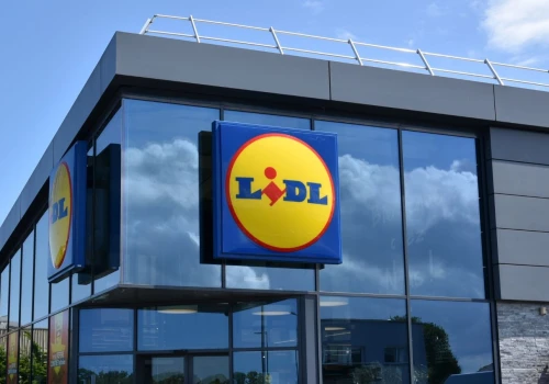 Tyle Lidl płaci pracownikom magazynu. Jednak to benefity robią prawdziwe wrażenie