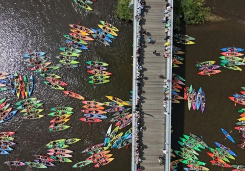 Sulejów potwierdził tytuł! Mamy nowy Rekord Polski – 455 kajaków na Pilicy!