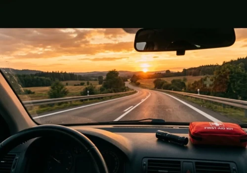 Co warto mieć w samochodzie na wszelki wypadek?