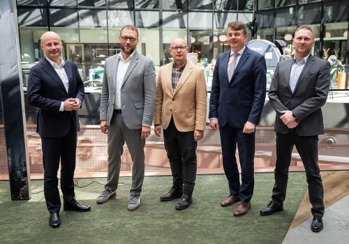 Jaki model cyfryzacji administracji jest optymalny dla Polski?