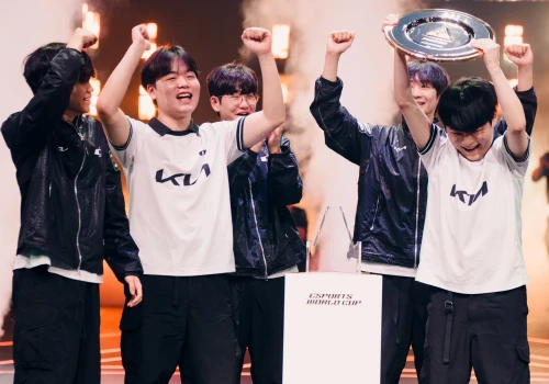 Esports World Cup 2026: Dplus pokonuje lokalnych bohaterów Karmine Corp, zdobywając trofeum League of Legends
