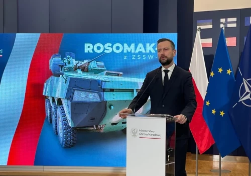 Szef MON na trudne czasy? Polacy ocenili Kosiniaka-Kamysza
