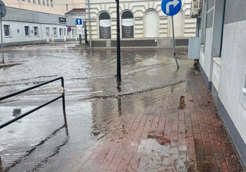 Ulewa sparaliżowała Zgierz. Ulice i lokale znów pod wodą