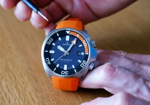 Debiut spektakularny i bezkompromisowy! Wideo recenzja Junghans 1972 Aquaris Automatic Diver