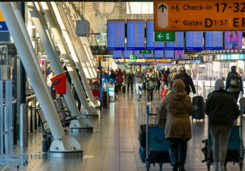 Koniec niemiłych niespodzianek przy zakupie biletu. UE zmieni zasady na rynku lotniczym