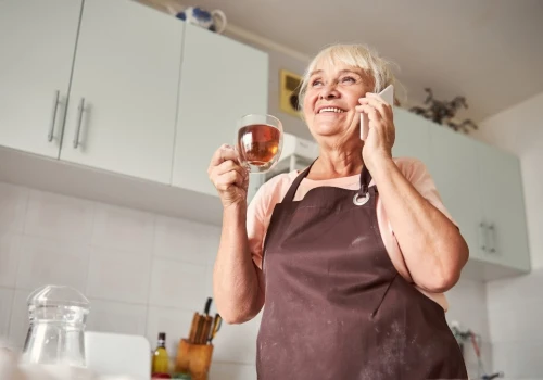 Prawie każdy ma ten nawyk. Po 60. roku życia pamięć może na tym cierpieć