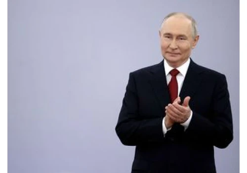 Powrót do gotówki. Tak wojna wpłynęła na Rosjan