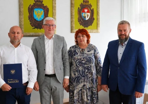 Podpisano umowę na rozbudowę drogi Rzepedź – Kalnica – Mchawa. Powstanie nowy most na Osławie