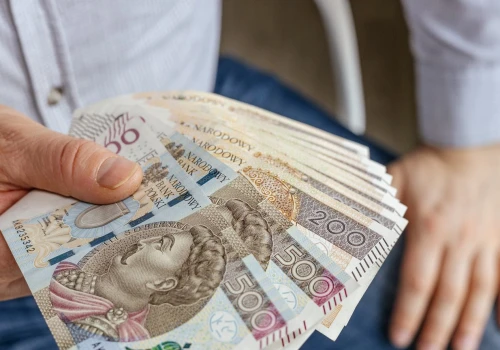 Bez wyższego wykształcenia i z umową do wyboru. Ta praca pozwala zarobić nawet 12 tys. złotych