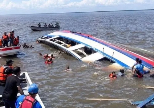 Odnaleziono 10 ciał z promu MV Barima, który przewrócił się w weekend w Gujanie