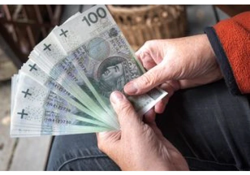 Dodatkowe świadczenia dla seniorów. Oto jak otrzymać zasiłki