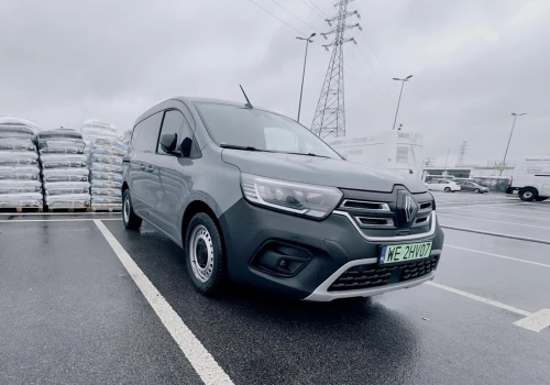 Renault Kangoo jeździ świetnie, ale infrastruktura jeszcze nie dorosła. Wciąż są problemy