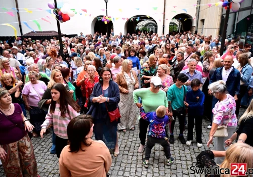 Rynek znów zamieni się w wielki parkiet. Ruszyło odliczanie do drugiej Świdnickiej Potańcówki!