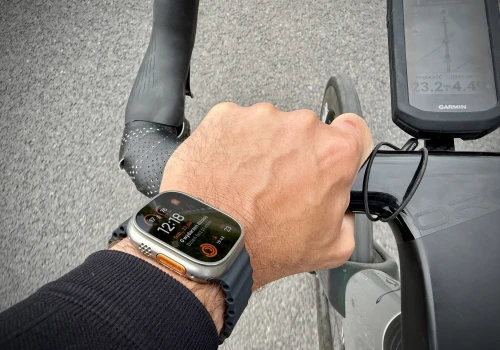Unia Europejska ustępuje. Smartwatche i opaski bez łatwo wymiennych baterii, nie tylko Apple Watch