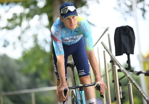 Etapowy zwycięzca z Tour de France 2019 przedłużył kontrakt z XDS Astana Team