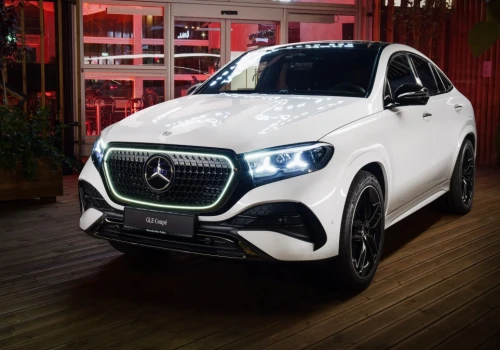 Mercedes GLE po modernizacji. Więcej technologii i zmiany w napędach
