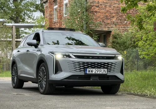 Testujemy Omodę 9 Super Hybrid. Wszystko, czego nie spodziewaliśmy się po chińskim SUV-ie