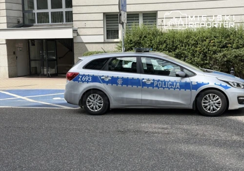 Atak nożem podczas kłótni w mieszkaniu w Śródmieściu. Ugodzony mężczyzna w szpitalu