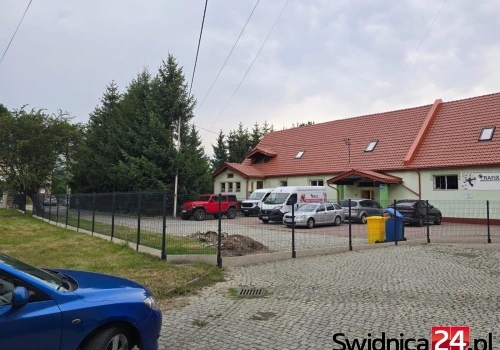 Sąsiad podzielił przejazd na pół, miasto alternatywnego dojazdu nie wybuduje