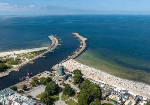 Port w Kołobrzegu na razie bez przebudowy wejścia. Czy MON przekaże miastu swoje nabrzeża?