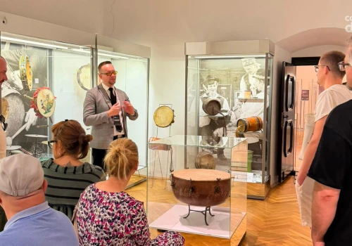 Wakacyjne spacery w Muzeum Ludowych Instrumentów Muzycznych w Szydłowcu