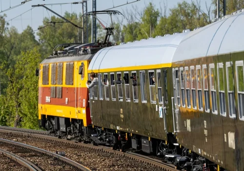 To nie koniec podróży w stylu lat 80. PKP Intercity zdradziło plany na retro hit
