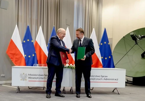 Polska kopuła satelitarna za 2,8 mld zł. Alternatywa dla Starlinka