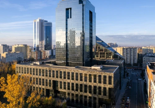 Globalny doradca ubezpieczeniowy wybiera biura w centrum Warszawy