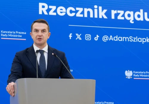 Miliony za kontrakty lekarzy pod lupą rządu. Projekty ustaw mają trafić do Sejmu we wrześniu