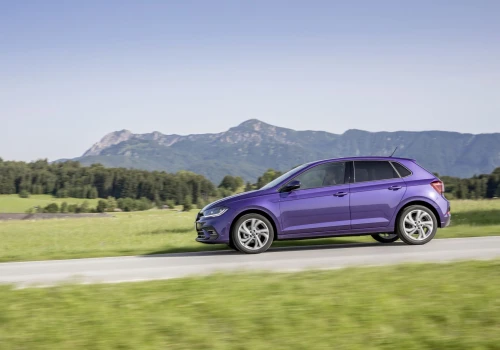 Volkswagen Polo znowu tanieje. Nowa wersja Pure wjeżdża do salonów