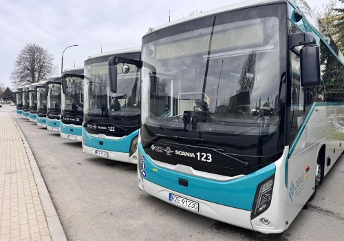 250 weteranów walczy o darmowe autobusy. Rzeszów mówi „nie”, choć inne miasta nie miały wątpliwości