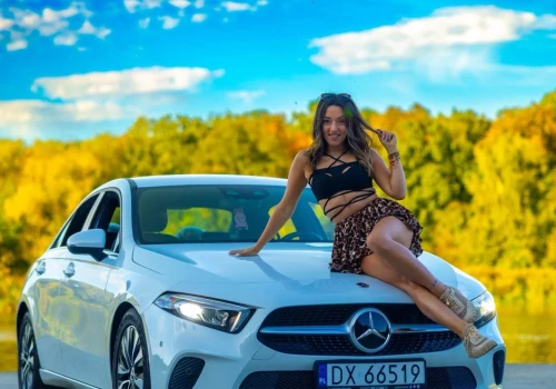 Malutka_E prezentuje wakacyjny singiel „Lecimy do rana” i nowy teledysk