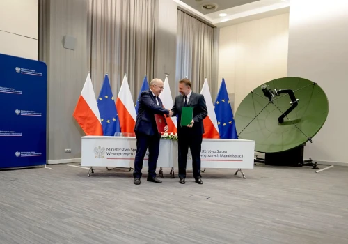 Polska wchodzi do programu IRIS2. Skorzysta straż pożarna
