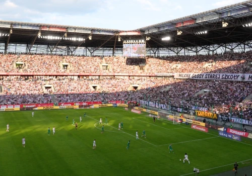Górnik Zabrze bez logo sponsora w Stambule. Wyjątkowe koszulki na mecz z Fenerbahçe