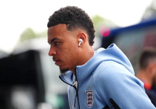 Chelsea ogłasza głośny transfer. Morgan Rogers melduje się na Stamford Bridge
