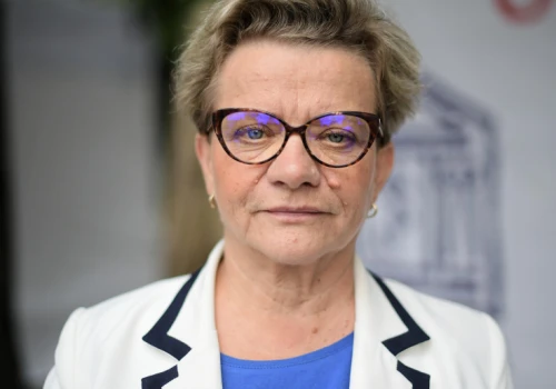 80 zł dla pielęgniarki, 240 zł dla lekarza. Krystyna Ptok: to nie reforma, a gaszenie pożaru