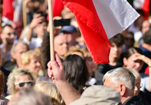 Surowe kary za polityczny wpis w internecie. Firmy mogą za to słono zapłacić