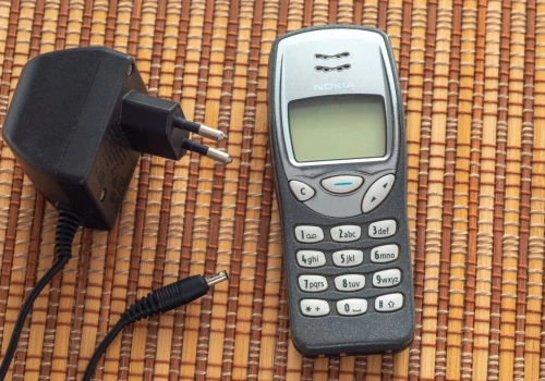 Takie telefony po prostu przestaną działać. Sieć znika z Polski