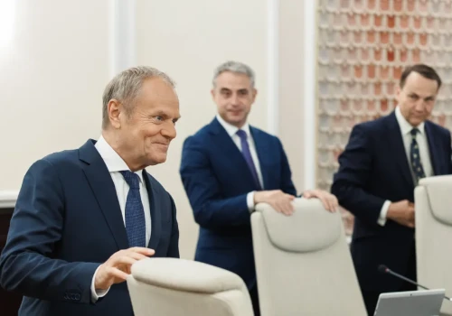 Tusk mówi, że biedy nie ma. Niestety jest i to taka, że aż piszczy