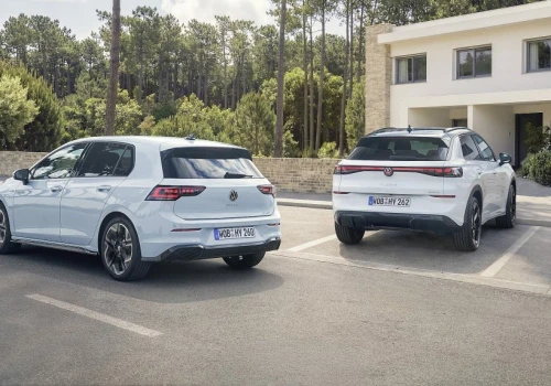 Volkswagen odpowiada Toyocie. Golf i T-Roc z pełną hybrydą trafiły do sprzedaży