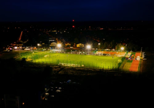 Miliony dla szkół, kolejne inwestycje w sport. Podwrocławska gmina nie zwalnia tempa