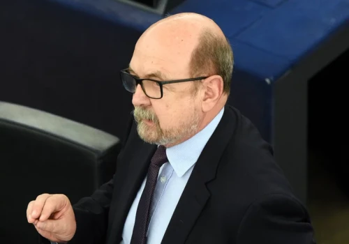 Prof. Legutko: Pozbycie się Morawieckiego z fotela szefa EKR nie będzie proste